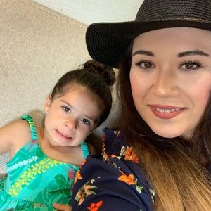 Meet your Posher, Sonia